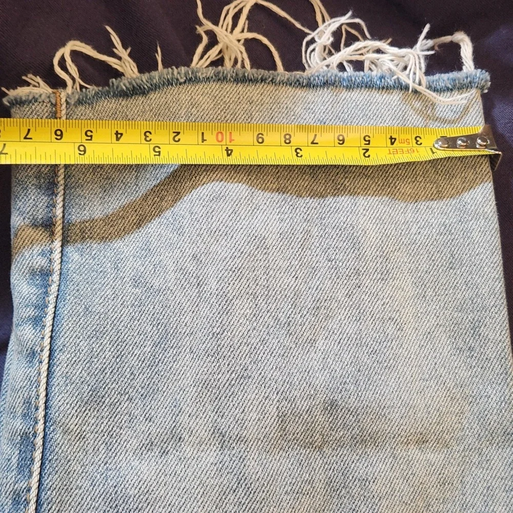 mnml Straight Leg Jeans Mens 32 Light Wash NWOT Raw Hem Streetwear Denim
